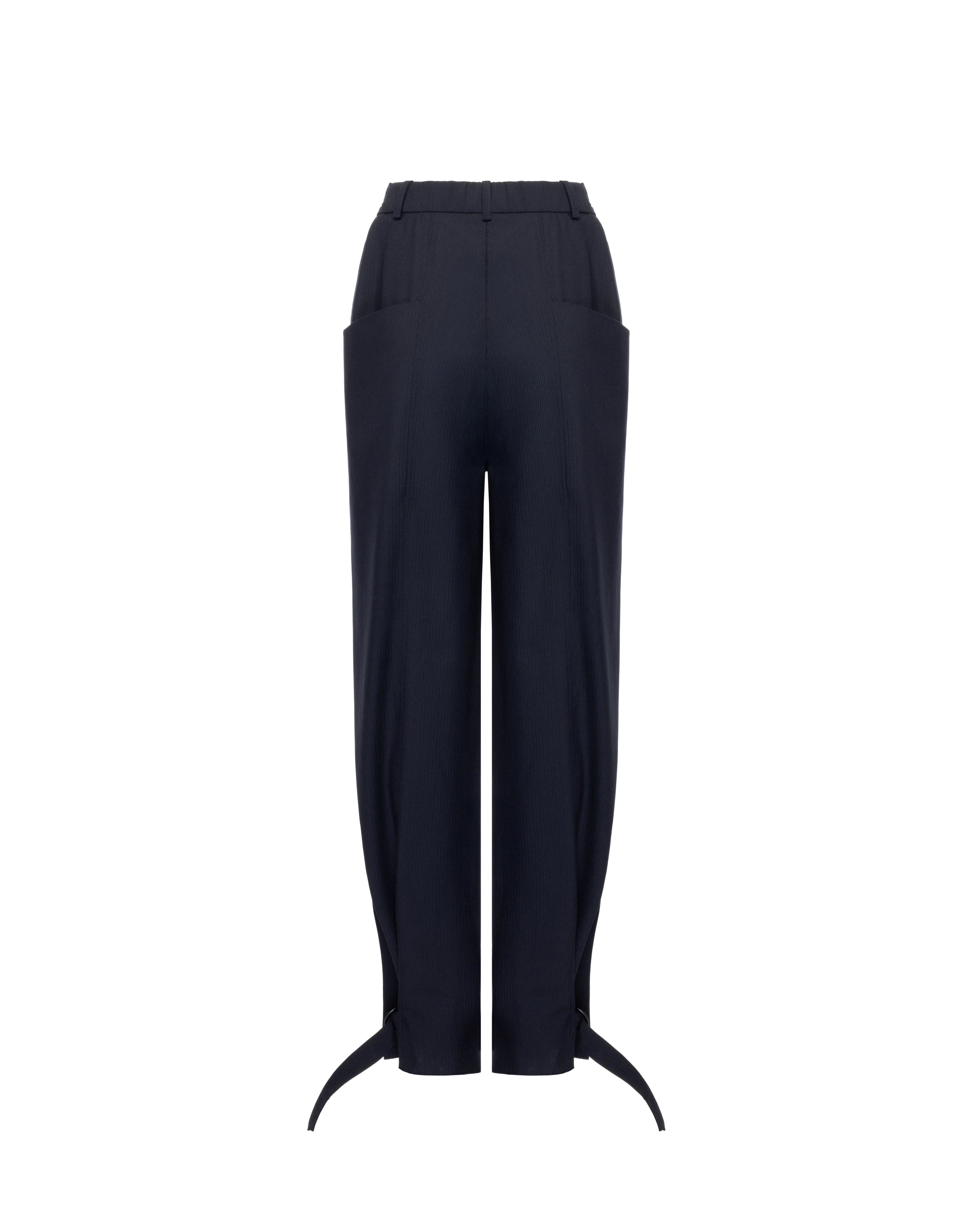 Straight-leg pants in wool